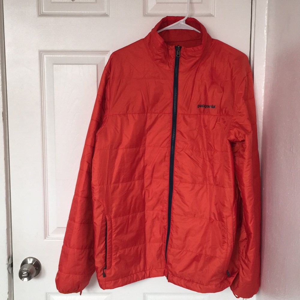 🚫SOLD🚫 Men’s Patagonia orange jacket large
